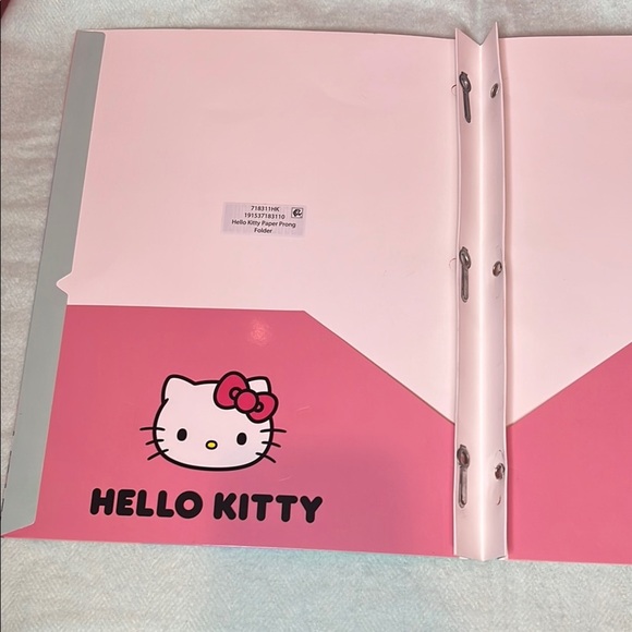 NWT Hello Kitty Notebook and Portfolio Folder Set Gift Set